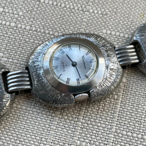 Vintage Vendome Women Wristwatch Silver Tone Analog Handwinding 7 Jewels Watch - Picture 4 of 12